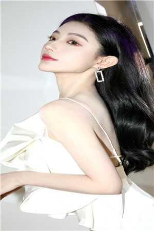 请你别哭泣就算我们要分离是什么歌